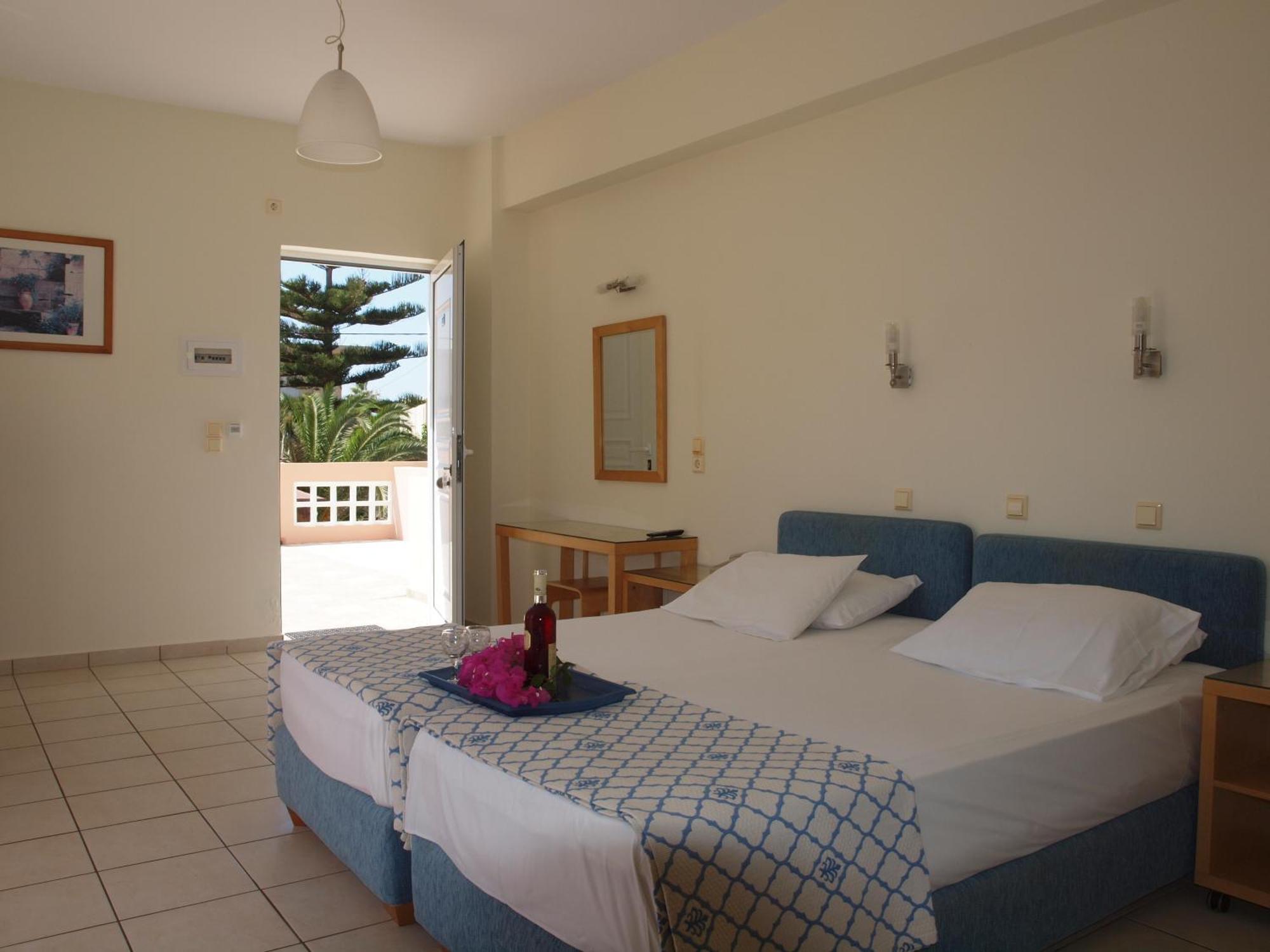Apelia Residence Agia Marina Extérieur photo