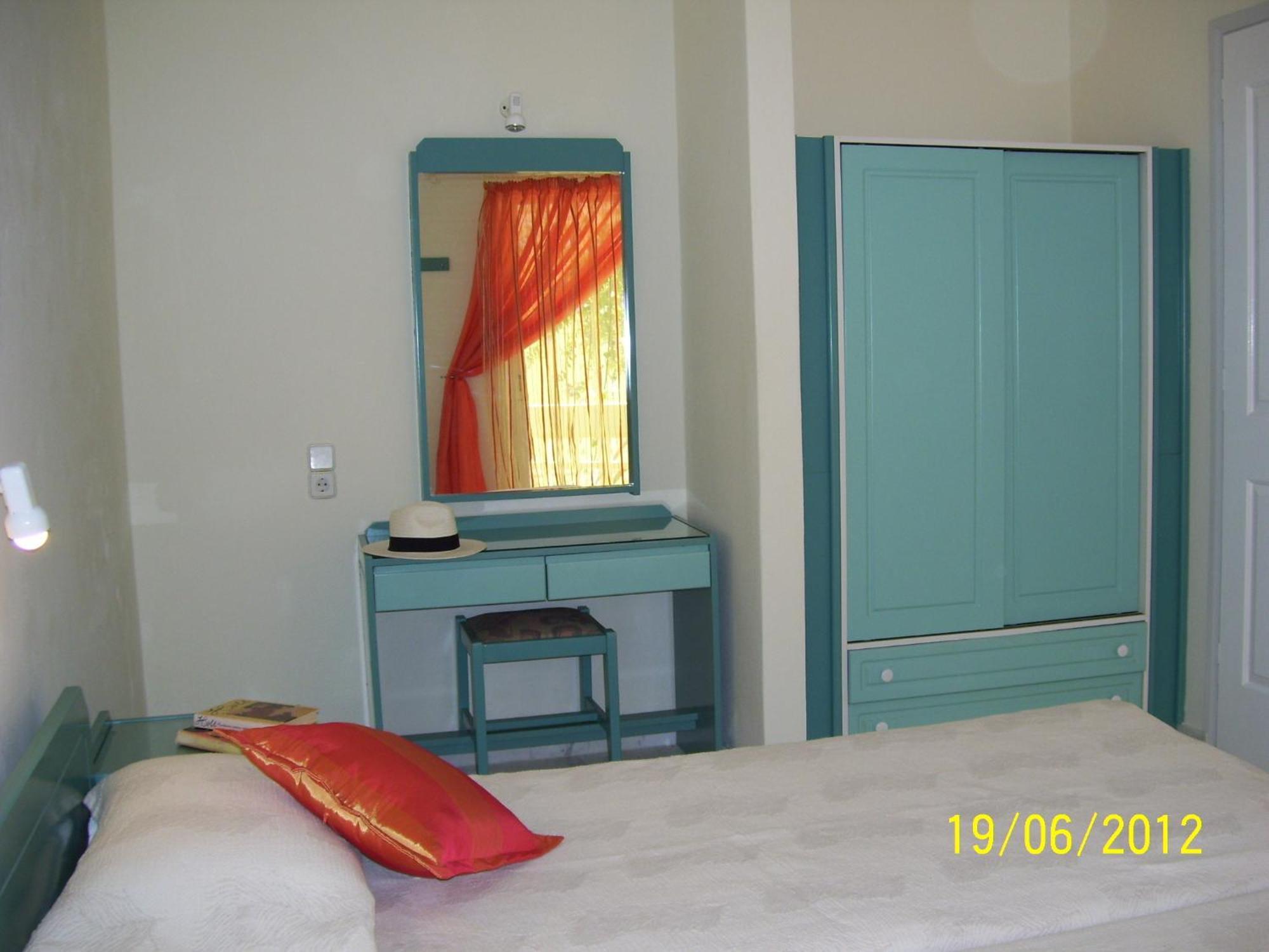 Apelia Residence Agia Marina Extérieur photo