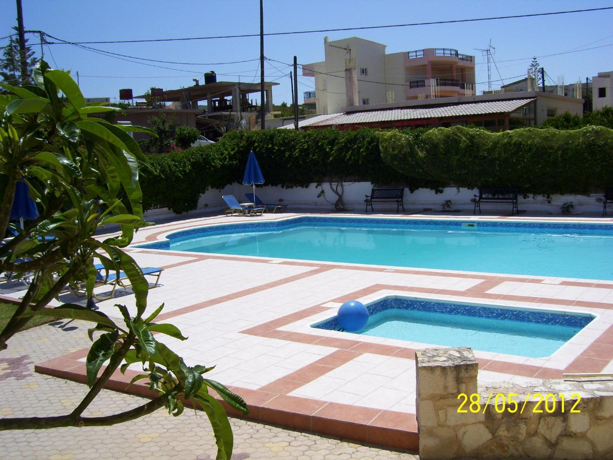 Apelia Residence Agia Marina Extérieur photo